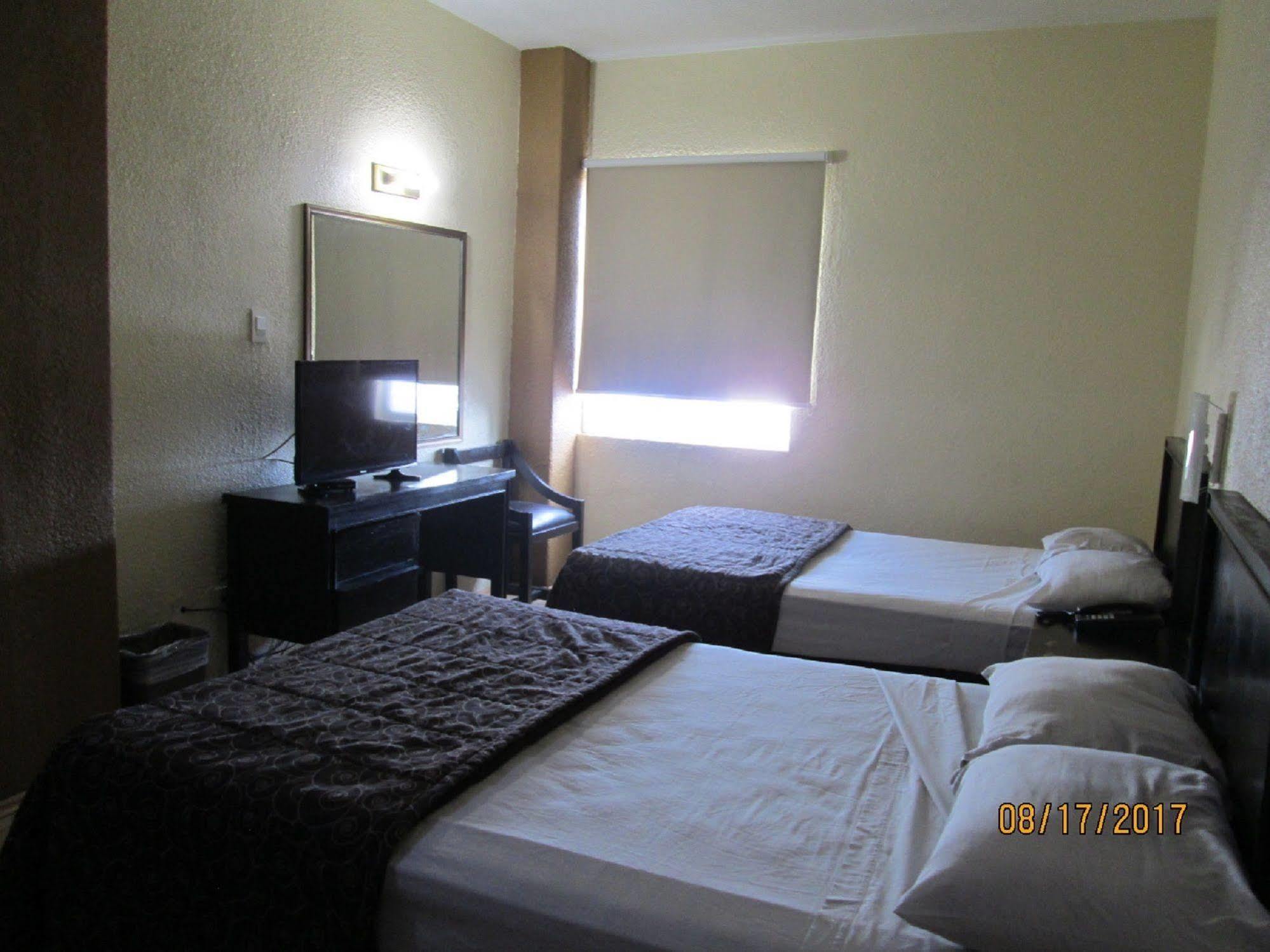 Hotel Del Parque Guadalajara Luaran gambar