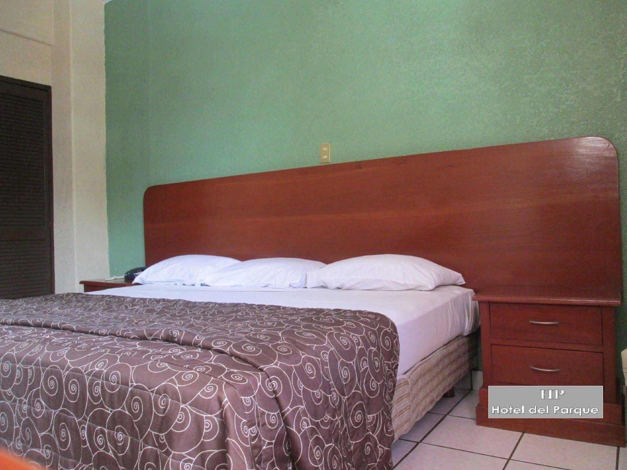 Hotel Del Parque Guadalajara Luaran gambar